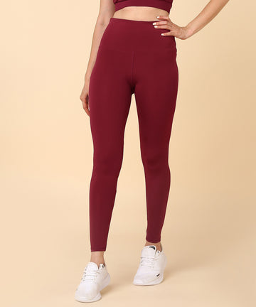 Solid Leggings with Back Zipper Pocket - Maroon